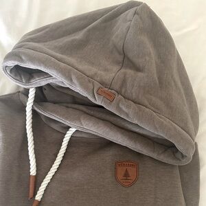 Wanakome hoodie(size M)